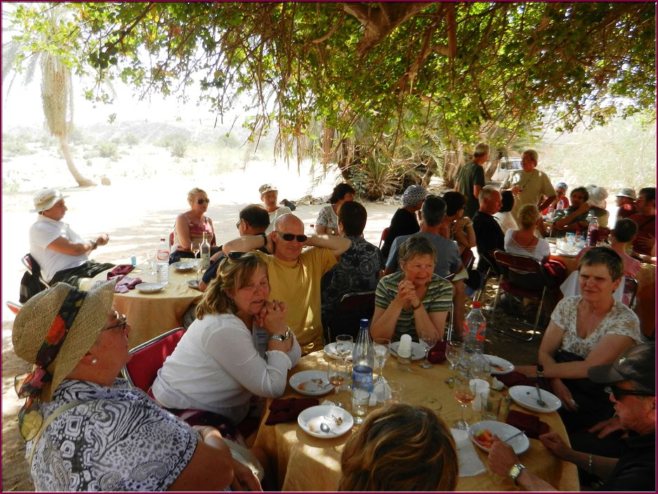 22mai12_repas_a_l_oasis (27).JPG