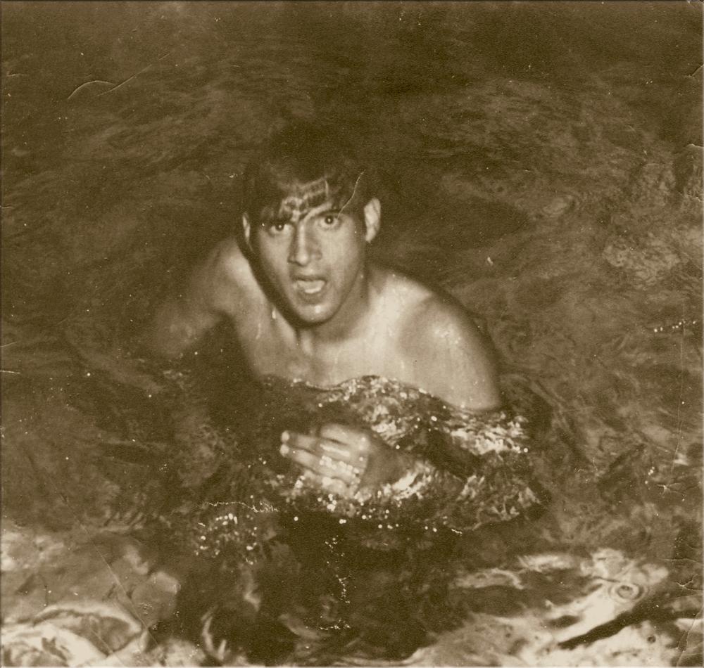 YVES A LA PISCINE