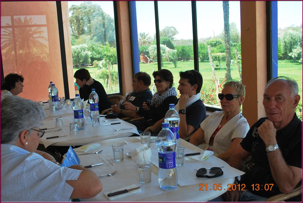 21mai12_repas_a_Chichoua (21).JPG