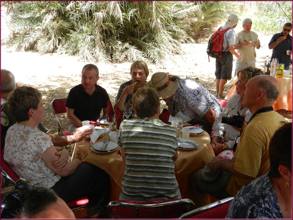 22mai12_repas_a_l_oasis (29).JPG