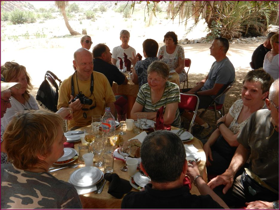 22mai12_repas_a_l_oasis (30).JPG