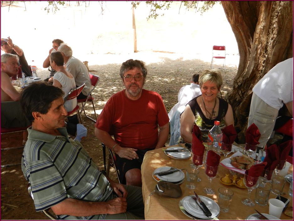 22mai12_repas_a_l_oasis (37).JPG