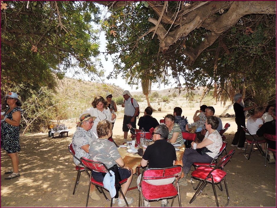 22mai12_repas_a_l_oasis (51).JPG