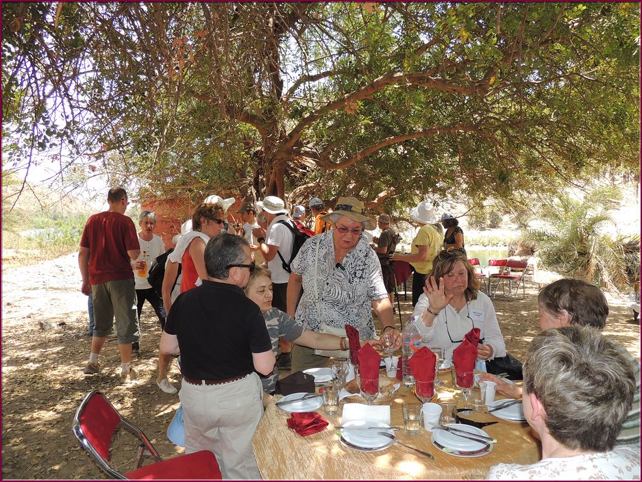 22mai12_repas_a_l_oasis (53).JPG