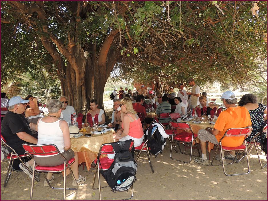 22mai12_repas_a_l_oasis (55).JPG