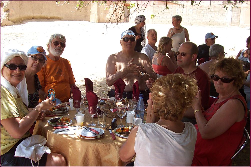 22mai12_repas_a_l_oasis (63).JPG